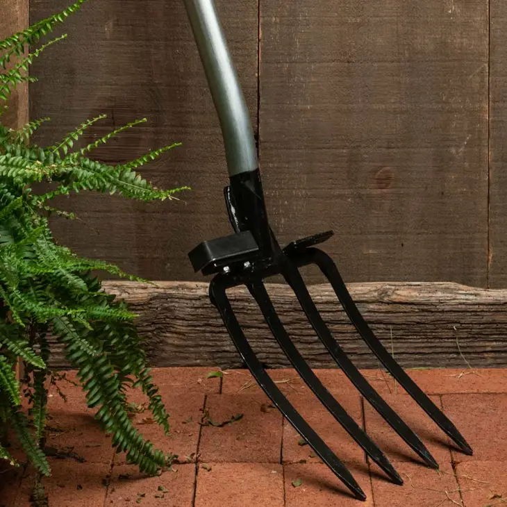 Best Heavy Duty Garden Fork Reviews and Buying Guide
